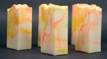 Load image into Gallery viewer, Oh My Daisy Soap
